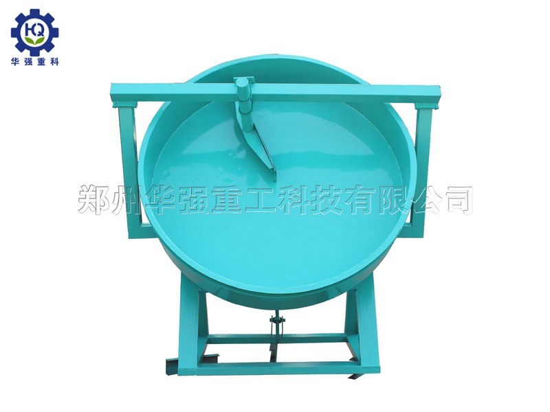 豬糞與羊糞原料特性對比：造粒機(jī)選擠壓式還是圓盤式？